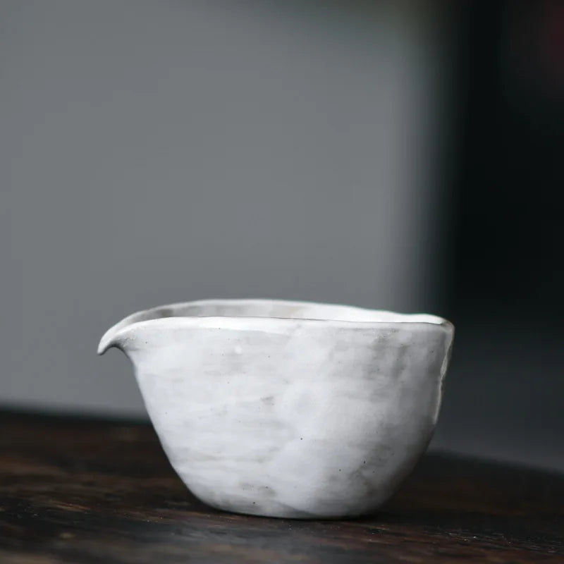 Pichet à Thé en Poterie Grossière, Poudre Yin — Fabrication Artisanale, Service Kung Fu – Pichet 10.5 cm X 5.5 cm 150ml | Studio Nichijo Paris