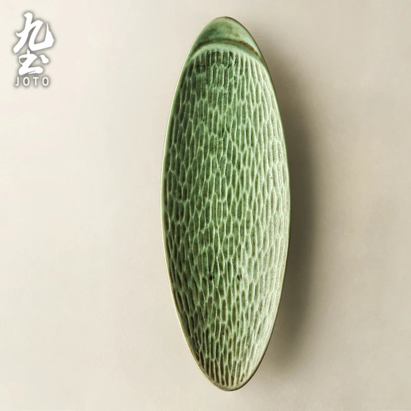 Assiette Sushi Céramique Japonaise Élégante — Fabrication Artisanale – Kaze | Studio Nichijo Paris