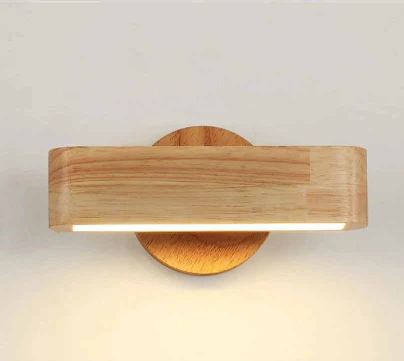 Applique Murale en Bois – LED Orientable, Style Wabi-Sabi – Fabrication Artisanale – Finition Bois Naturel | Studio Nichijo Paris