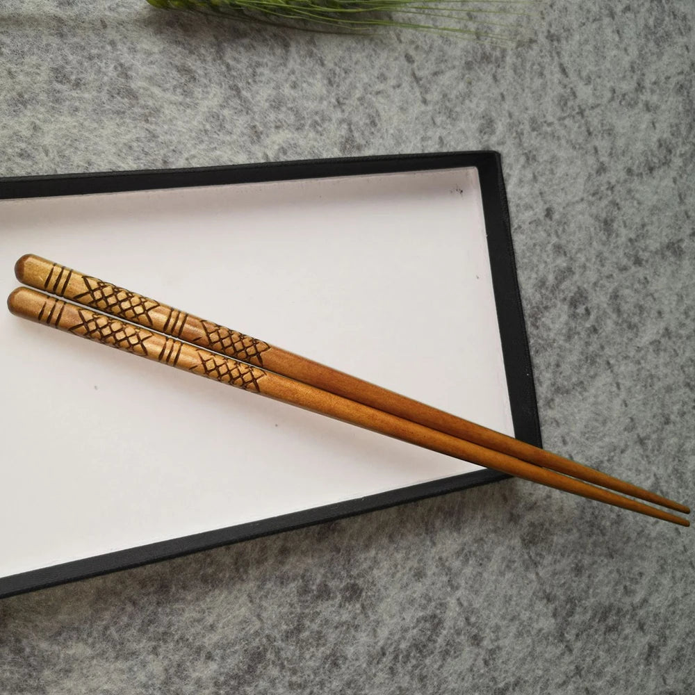 Baguettes Bois Naturel Hashi Coffret Cadeau Lot 5 Paires — Fabrication Artisanale – | Studio Nichijo Paris
