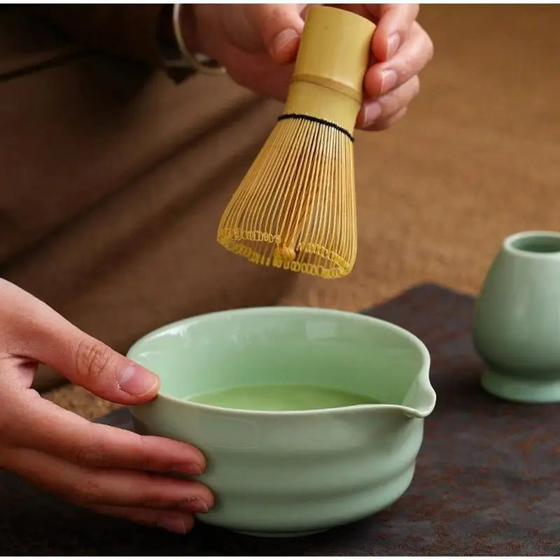 Service à Thé Matcha — Bol Céramique & Fouet Bambou — Fabrication Artisanale – | Studio Nichijo Paris