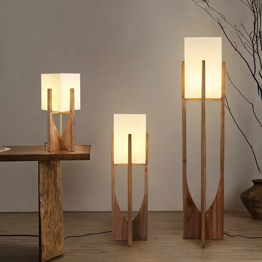 Lampadaire Japonais en Bambou et Bois – Lampe sur Pied Style Wabi-Sabi – | Studio Nichijo Paris