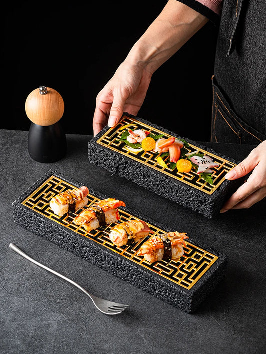 Assiette Rectangulaire en Céramique – Sashimi & Sushi – Fabrication Artisanale – | Studio Nichijo Paris