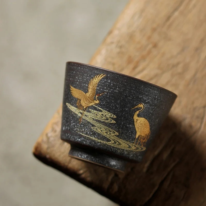 Tasse à Thé Grue — Grès Cuit au Four — Fabrication Artisanale – | Studio Nichijo Paris