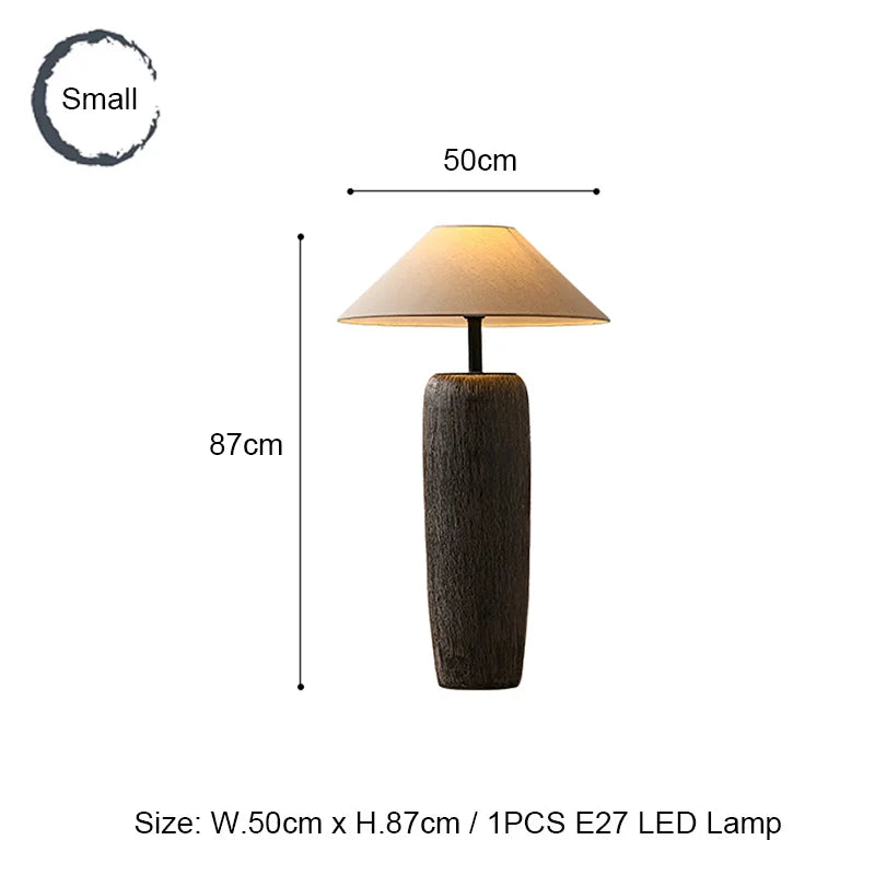 Lampadaire Wabi-Sabi – Grain de Bois Patiné Vintage pour Salon – Chiisai (小さい) | Studio Nichijo Paris