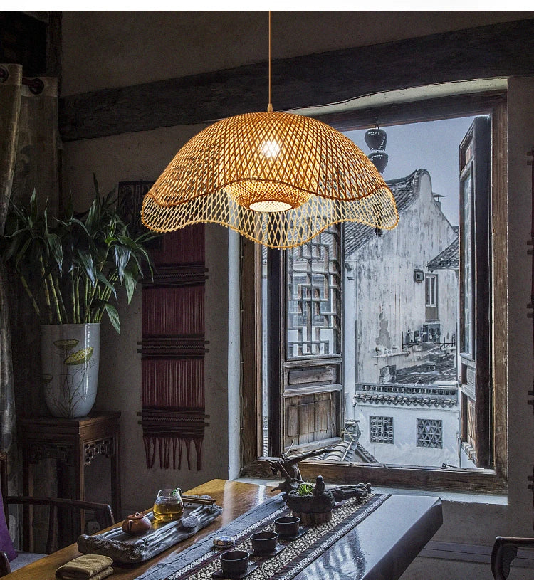 Lustre suspendu en bambou et bois, style chinois, japonais, asiatique, pour cuisine, hôtel, restaurant, salle à manger, salon, fabrication artisanale, nouveauté 2022 – | Studio Nichijo Paris