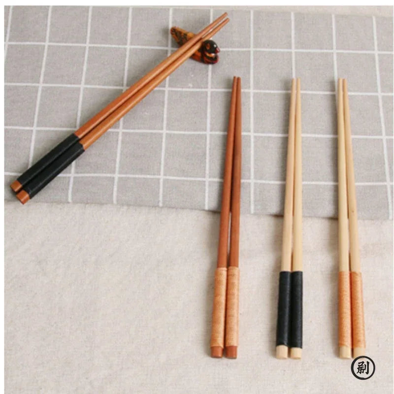 Baguettes Sushi Bois Châtaignier Japonaises Coffret Cadeau — Fabrication Artisanale – | Studio Nichijo Paris