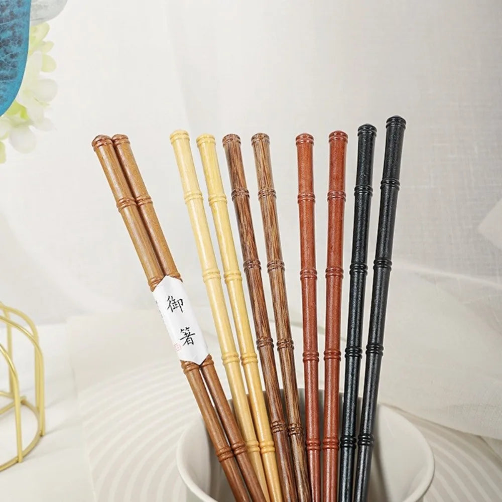 Baguettes Bois Rétro Pointues Fait Main Sushi 23,5cm — Fabrication Artisanale – | Studio Nichijo Paris