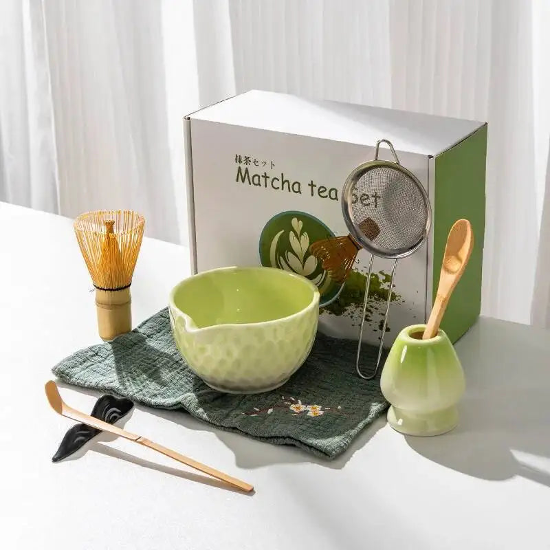 Ensemble Bols Matcha Céramique Émaillée Japonaise — Fabrication Artisanale – Vert 8 pièces | Studio Nichijo Paris