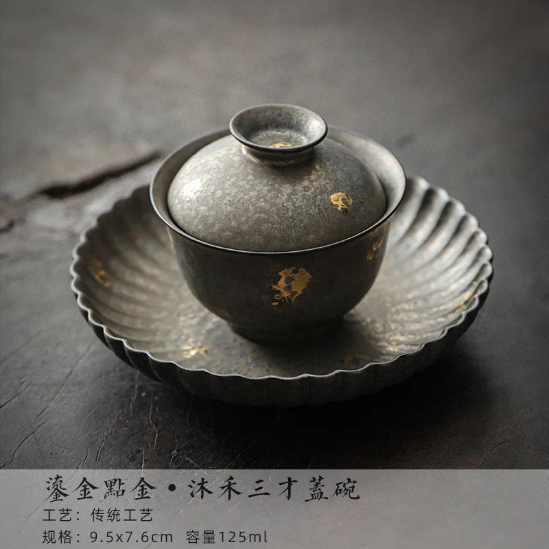 Gaiwan Porcelaine Émaillée Rouille Dorée Cérémonie du Thé, Fabrication Artisanale – 9.5 cm x7.6 cm 125ml | Studio Nichijo Paris