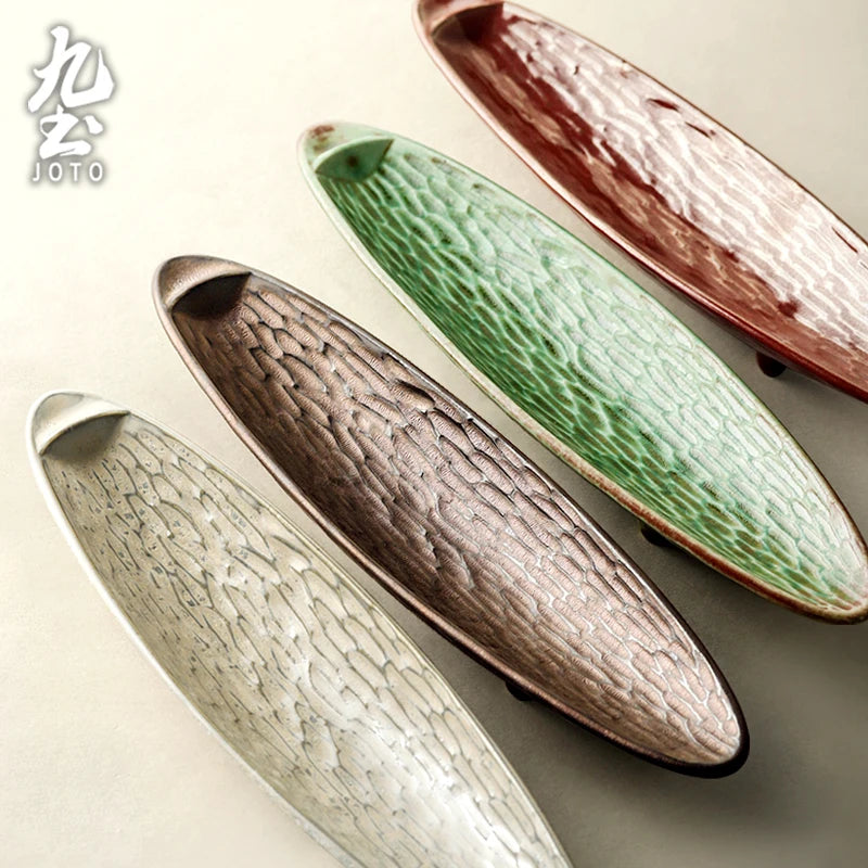 Assiette Sushi Céramique Japonaise Élégante — Fabrication Artisanale – | Studio Nichijo Paris