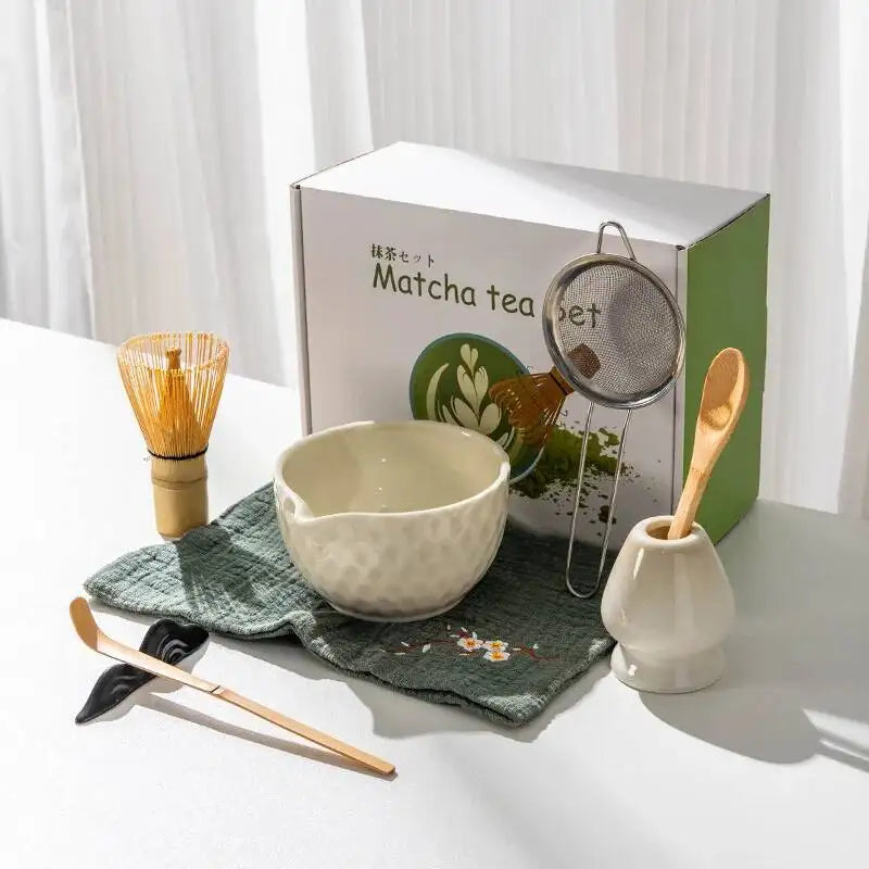 Ensemble Bols Matcha Céramique Émaillée Japonaise — Fabrication Artisanale – Blanc 8 pièces | Studio Nichijo Paris