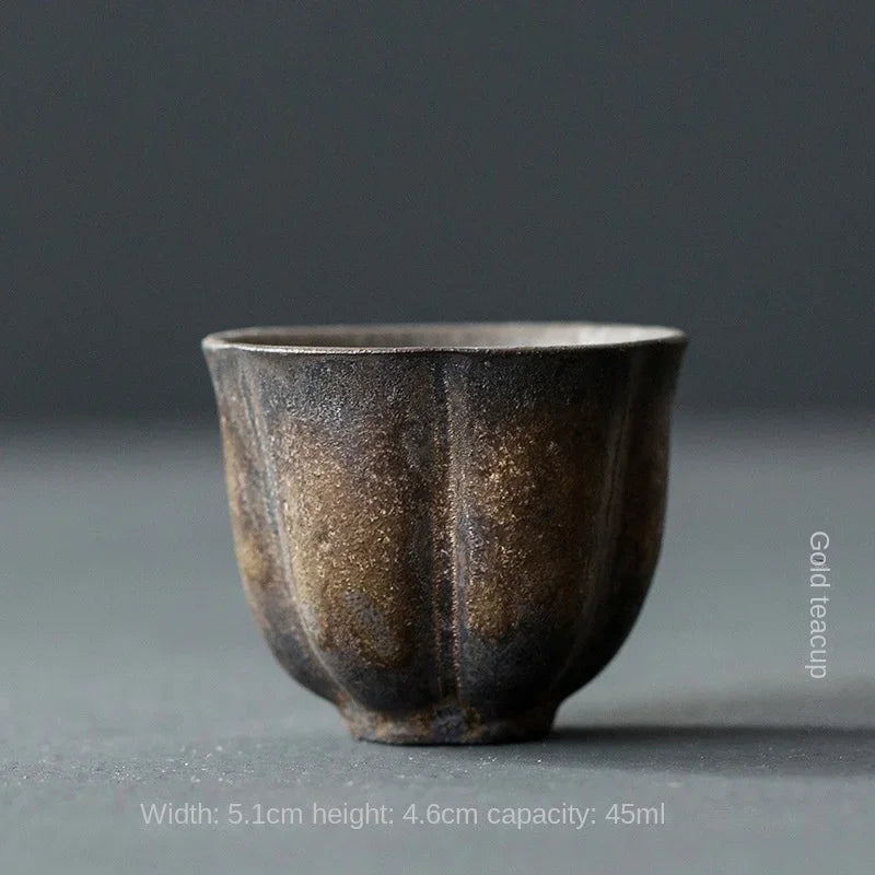 Tasse à Thé en Grès Doré — Fabrication Artisanale, Cérémonie du Thé – Mucha | Studio Nichijo Paris