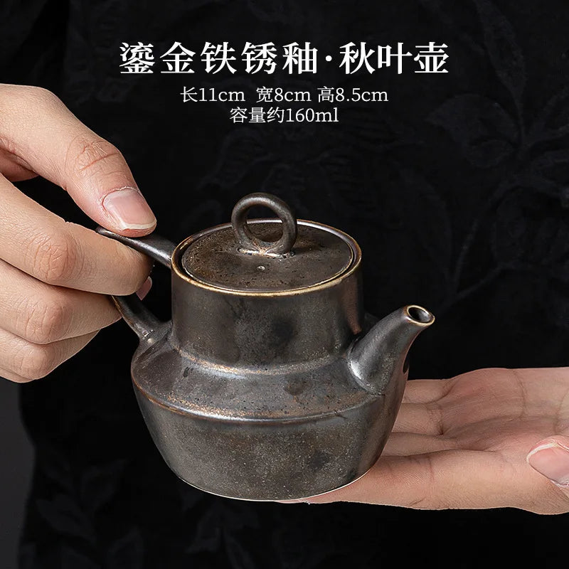 Théière Porcelaine Japonaise avec Infuseur et Filtre, Fabrication Artisanale – Kaze | Studio Nichijo Paris