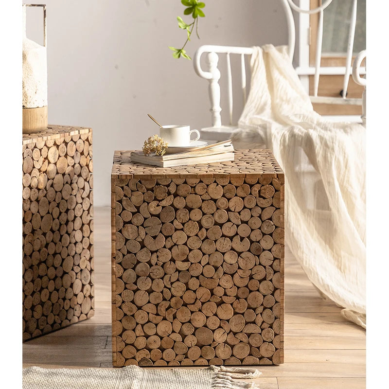 Table basse japonaise fabriquée à la main en bois massif, Table d'appoint décorative pour salon, Table basse en bois faite à la main – | Studio Nichijo Paris