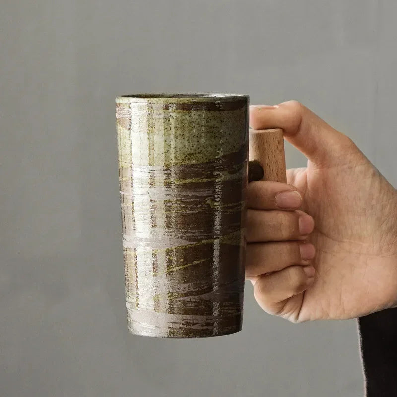 Tasse à café en grès faite à la main – Style japonais vintage, manche en bois – | Studio Nichijo Paris