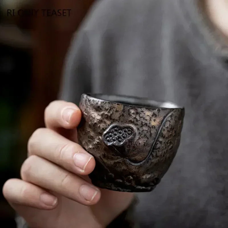 Tasse à Thé Dorée Céramique – Fabrication Artisanale – | Studio Nichijo Paris
