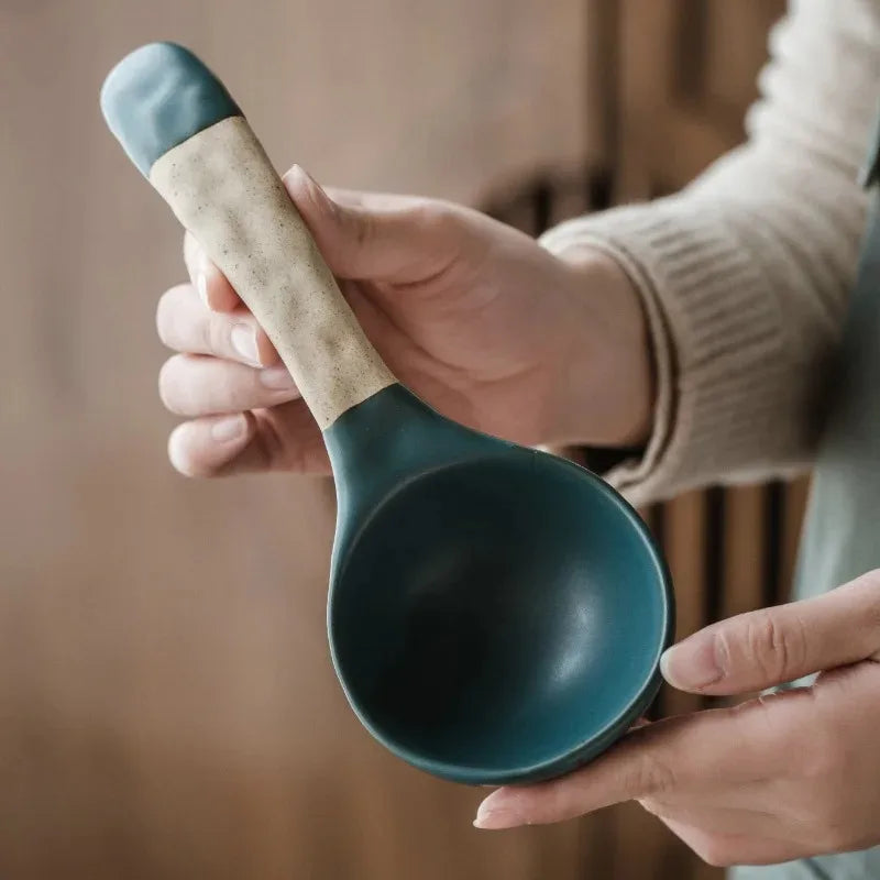 Grande Cuillère à Soupe en Grès Faite à la Main — Style Japonais – Céramique – | Studio Nichijo Paris