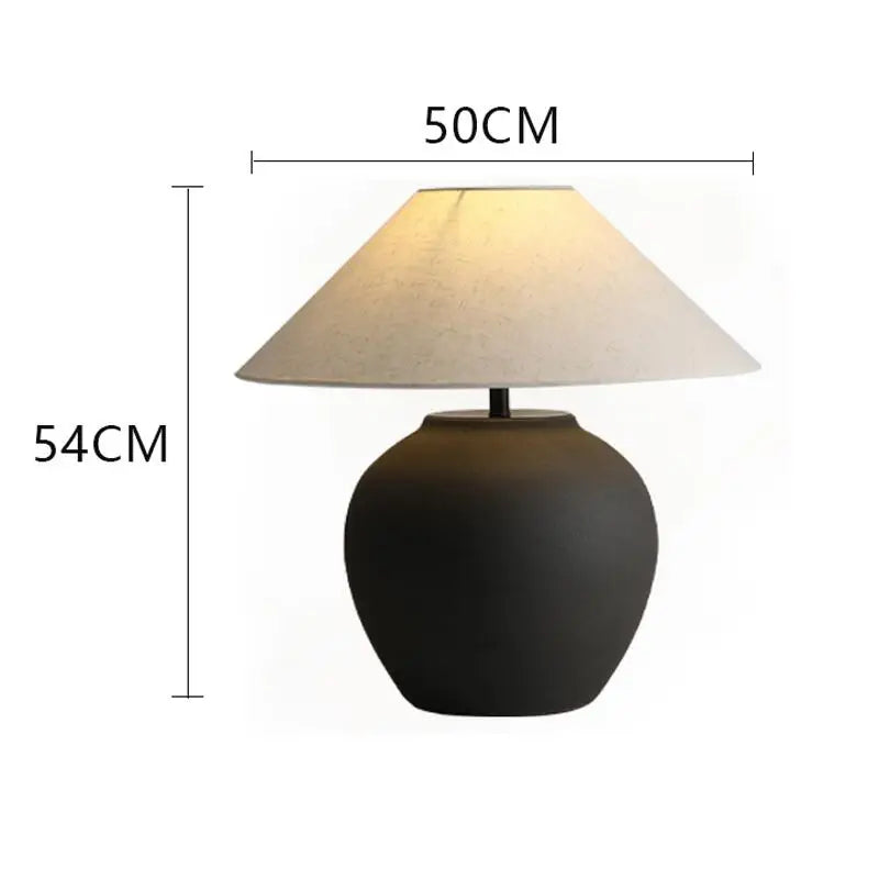 Lampe de Table Céramique Wabi-Sabi – Chevet & Salon – Lampe Noire 50 cm de hauteur x 54 cm de largeur | Studio Nichijo Paris
