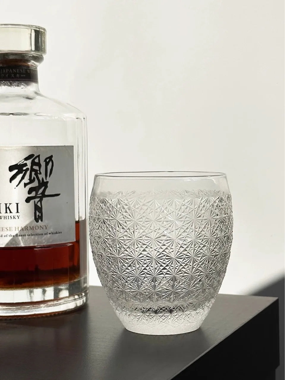 Verre Whisky Cristal Japonais Locke Fait Main Haut de Gamme 300 ml — Fabrication Artisanale – | Studio Nichijo Paris