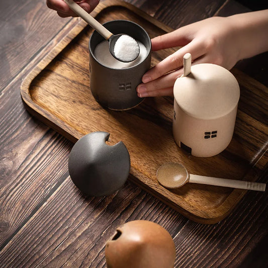 Pot à Épices en Céramique – Couvercle Bambou – Fabrication Artisanale – | Studio Nichijo Paris