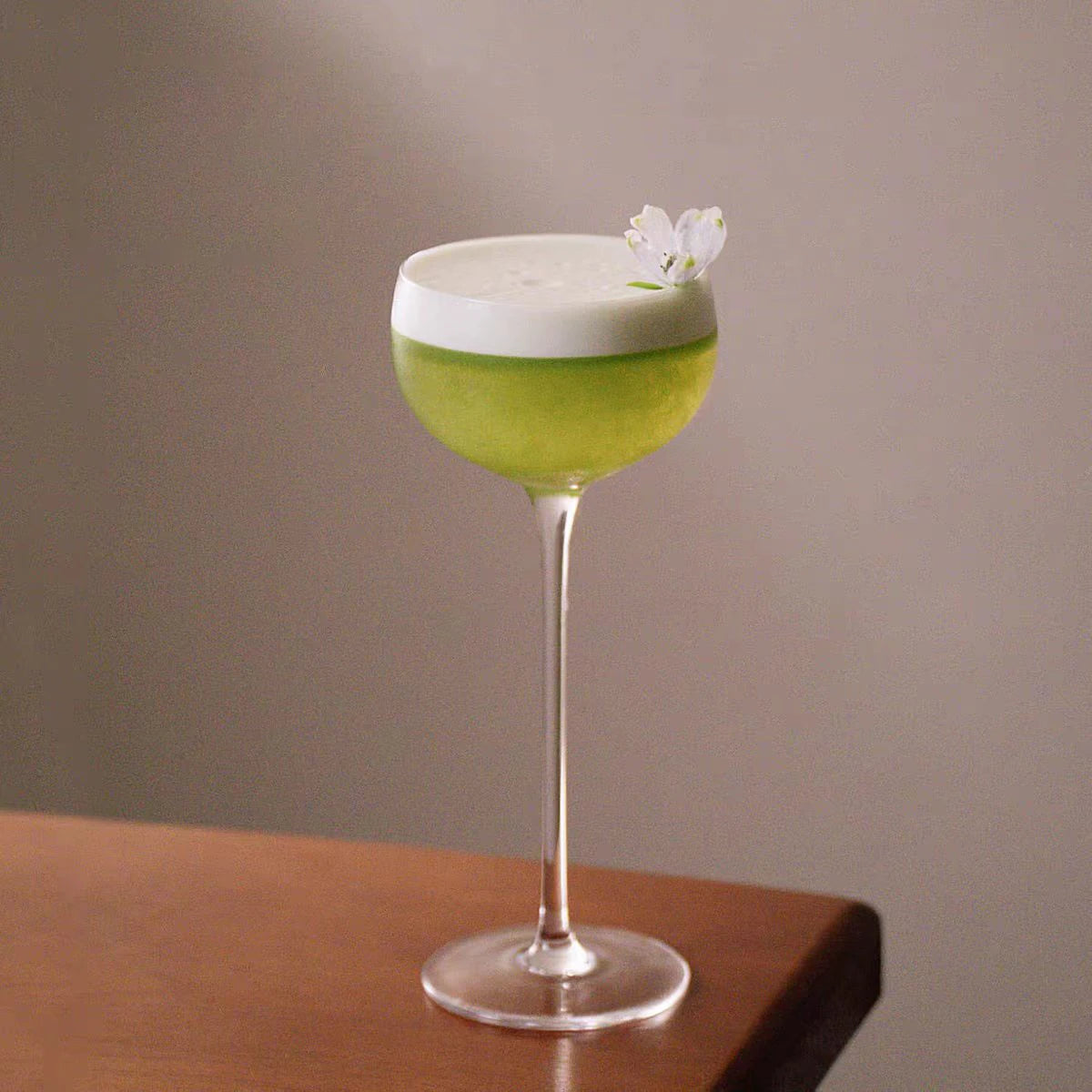 Verre Cocktail Martini Cristal Japonais Évasé — Fabrication Artisanale – | Studio Nichijo Paris