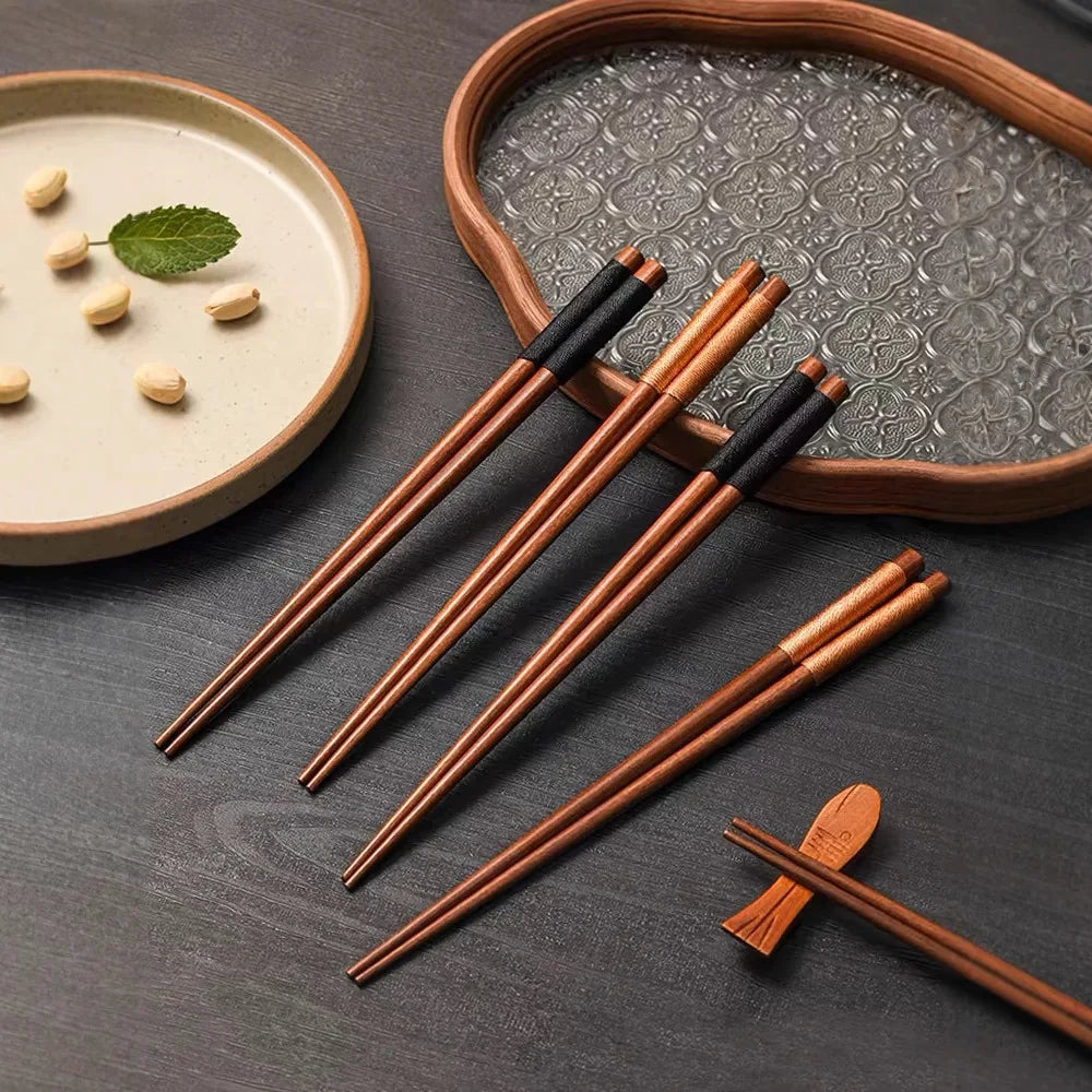 Baguettes Châtaignier Naturel Fait Main 23,5cm Coffret Cadeau — Fabrication Artisanale – | Studio Nichijo Paris