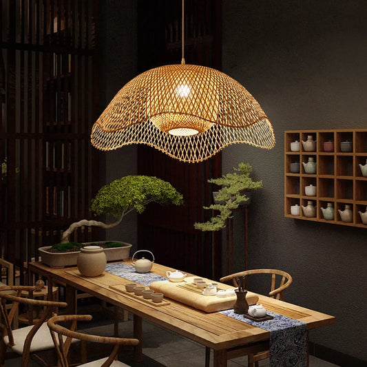 Lustre suspendu en bambou et bois, style chinois, japonais, asiatique, pour cuisine, hôtel, restaurant, salle à manger, salon, fabrication artisanale, nouveauté 2022 – | Studio Nichijo Paris