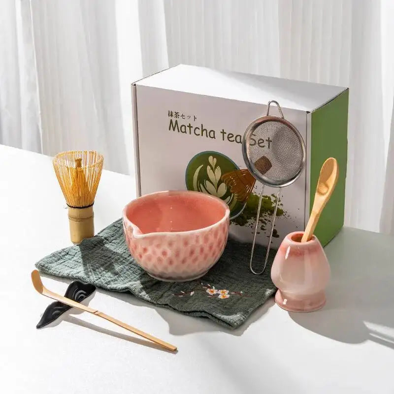 Ensemble Bols Matcha Céramique Émaillée Japonaise — Fabrication Artisanale – Rose 8 pièces | Studio Nichijo Paris