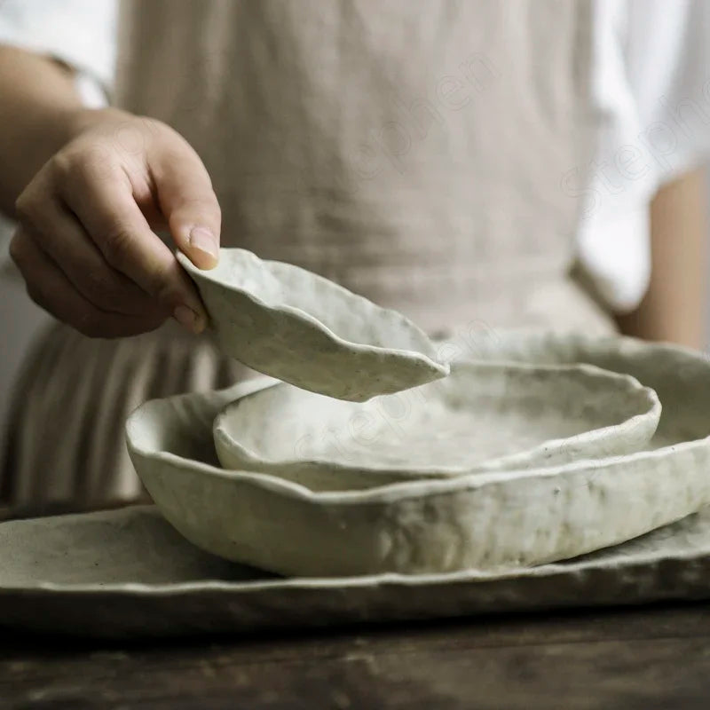 Vaisselle en Grès Blanc, Bols et Assiettes Japonaises — Fabrication Artisanale – | Studio Nichijo Paris