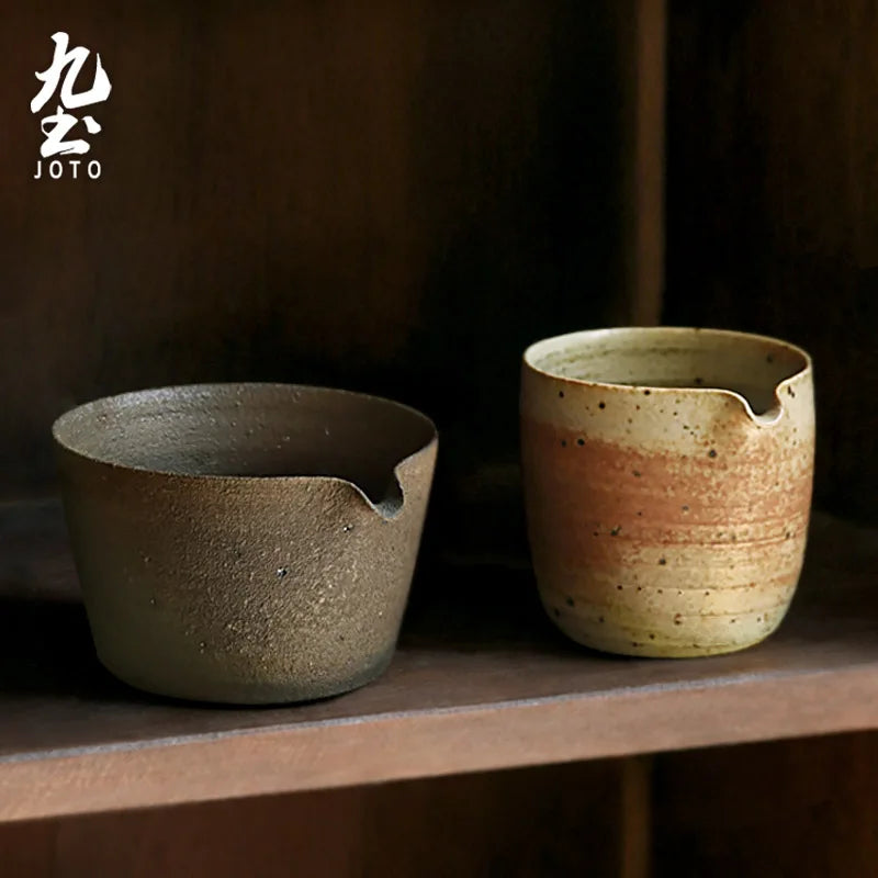 Pichet Céramique Rustique Japonais Surface Lisse, Fabrication Artisanale – | Studio Nichijo Paris