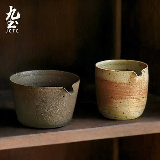 Pichet Céramique Rustique Japonais Surface Lisse, Fabrication Artisanale – | Studio Nichijo Paris
