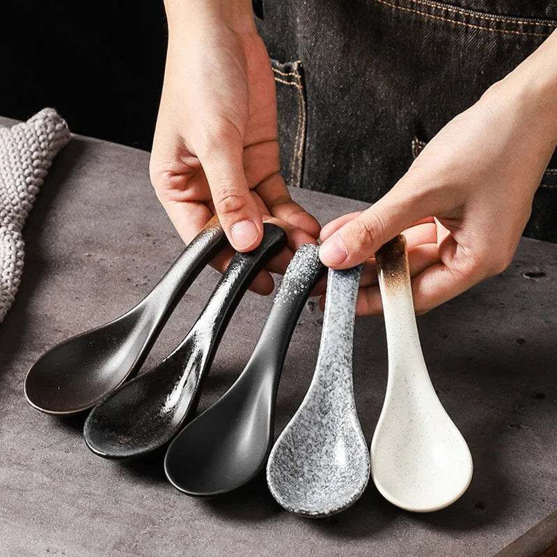 Vaisselle en Céramique – Bols, Cuillères & Louches – Fabrication Artisanale – | Studio Nichijo Paris