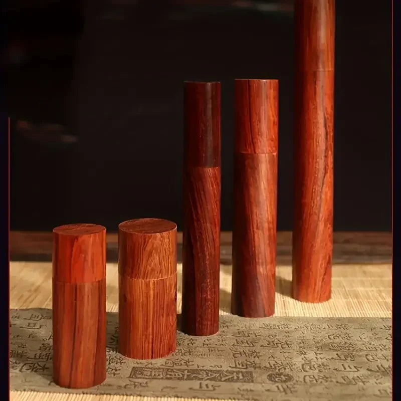 Tube de Rangement d’Encens en Bois Massif – Fabrication Artisanale – | Studio Nichijo Paris