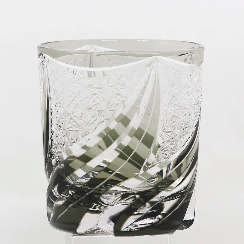Verre Edo Kiriko Cristal Japonais — Fabrication Artisanale – | Studio Nichijo Paris