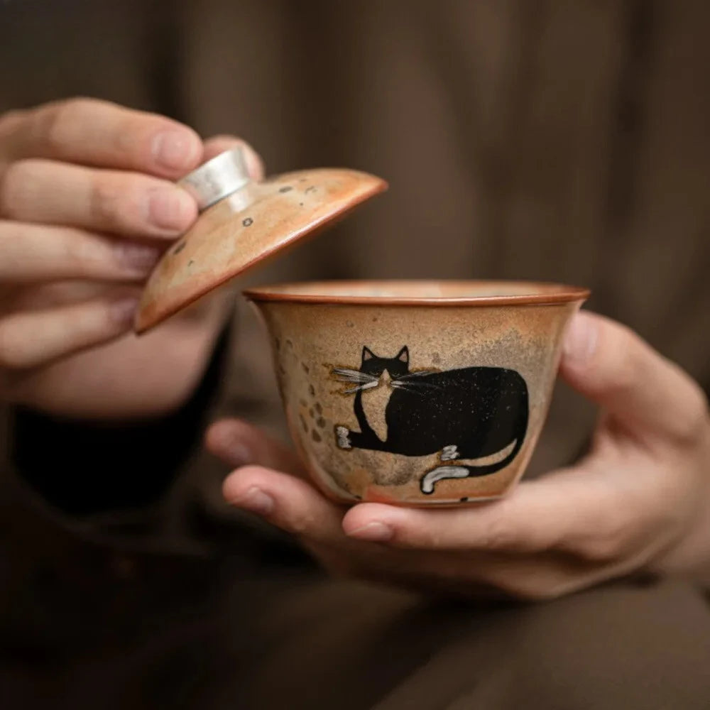 Gaiwan Porcelaine Chat Japonais 100ml – Fabrication Artisanale – | Studio Nichijo Paris
