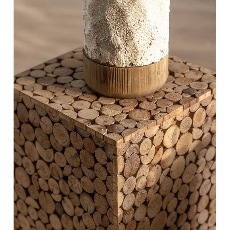 Table basse japonaise fabriquée à la main en bois massif, Table d'appoint décorative pour salon, Table basse en bois faite à la main – | Studio Nichijo Paris