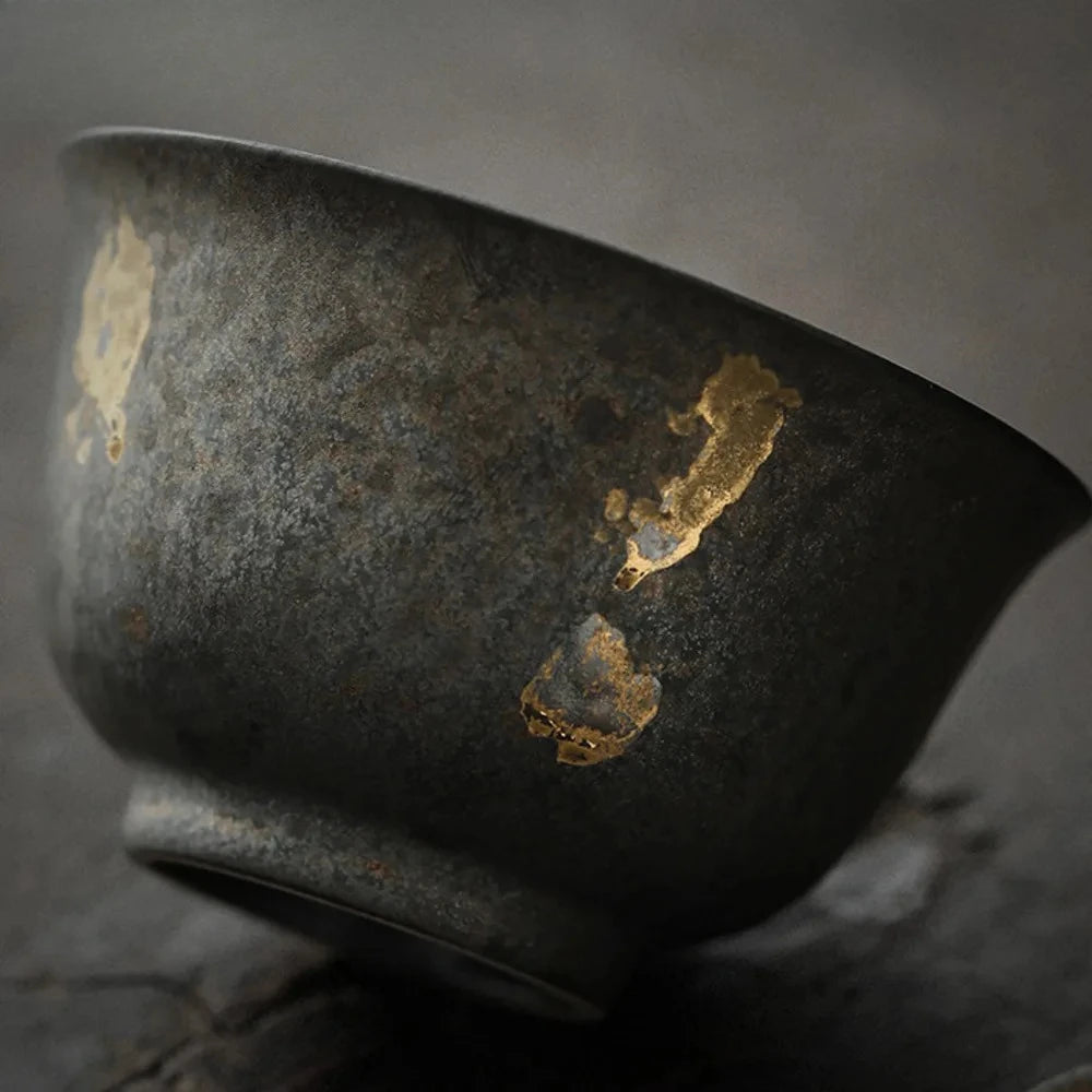 Gaiwan Porcelaine Émaillée Rouille Dorée Cérémonie du Thé, Fabrication Artisanale – | Studio Nichijo Paris