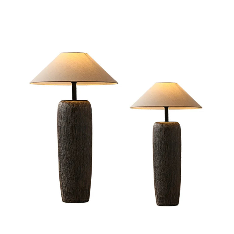 Lampadaire Wabi-Sabi – Grain de Bois Patiné Vintage pour Salon – | Studio Nichijo Paris