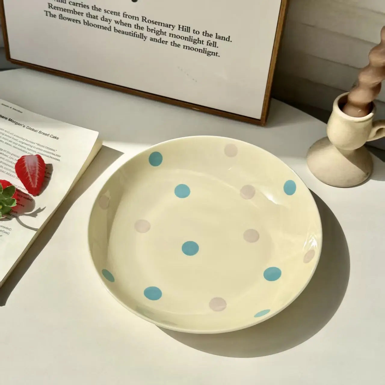 Assiette Céramique Peinte à la Main, Fabrication Artisanale – 15-8-inch | Studio Nichijo Paris