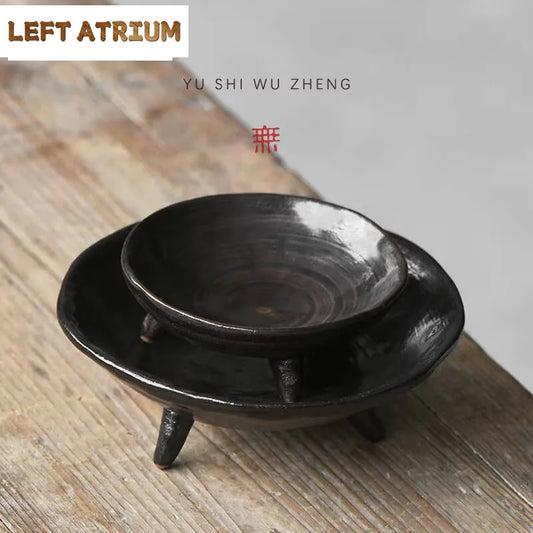 Assiette Trépied Céramique Japonaise — Fabrication Artisanale – | Studio Nichijo Paris