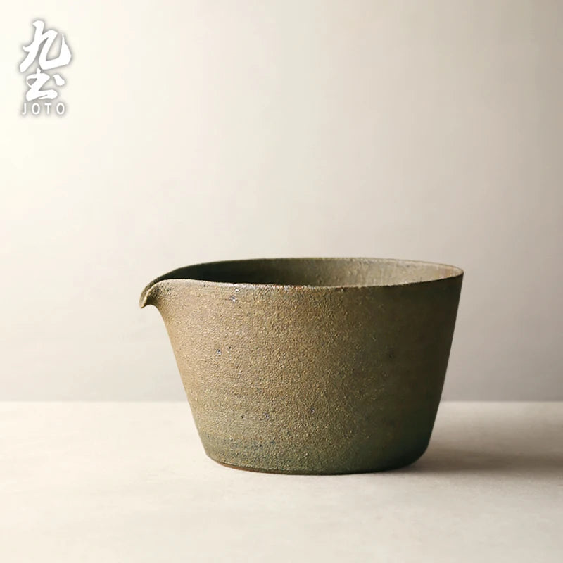 Pichet Céramique Rustique Japonais Surface Lisse, Fabrication Artisanale – Ichigo 180-190ml | Studio Nichijo Paris