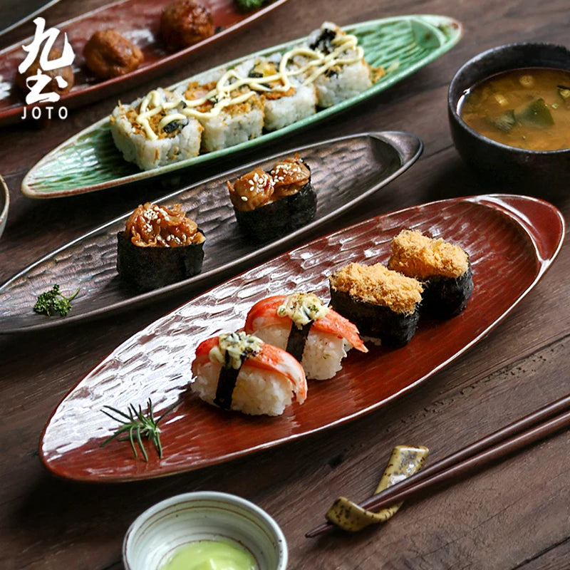 Assiette Sushi Céramique Japonaise Élégante — Fabrication Artisanale – | Studio Nichijo Paris