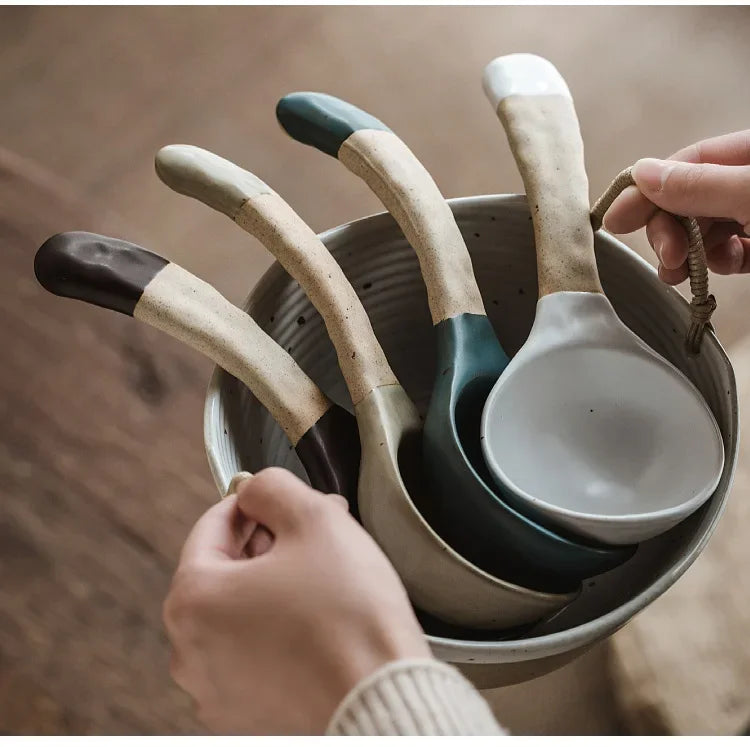 Grande Cuillère à Soupe en Grès Faite à la Main — Style Japonais – Céramique – | Studio Nichijo Paris