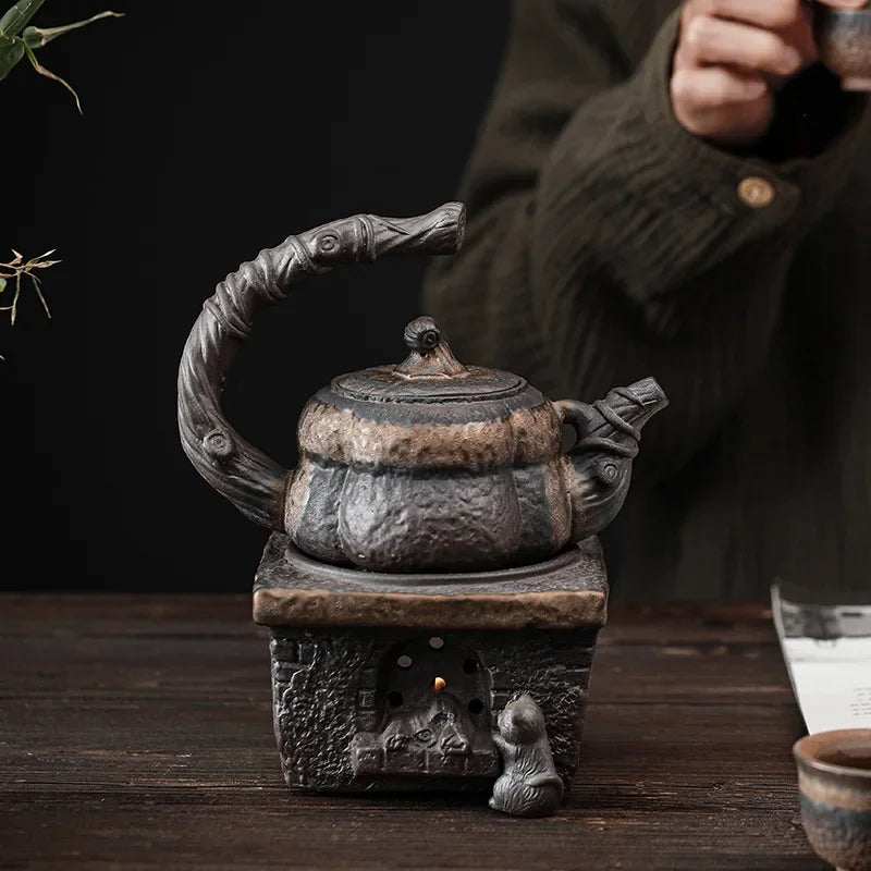 Théière Poterie Dorée Poignée Bouclée Kung Fu 250ml, Fabrication Artisanale – | Studio Nichijo Paris