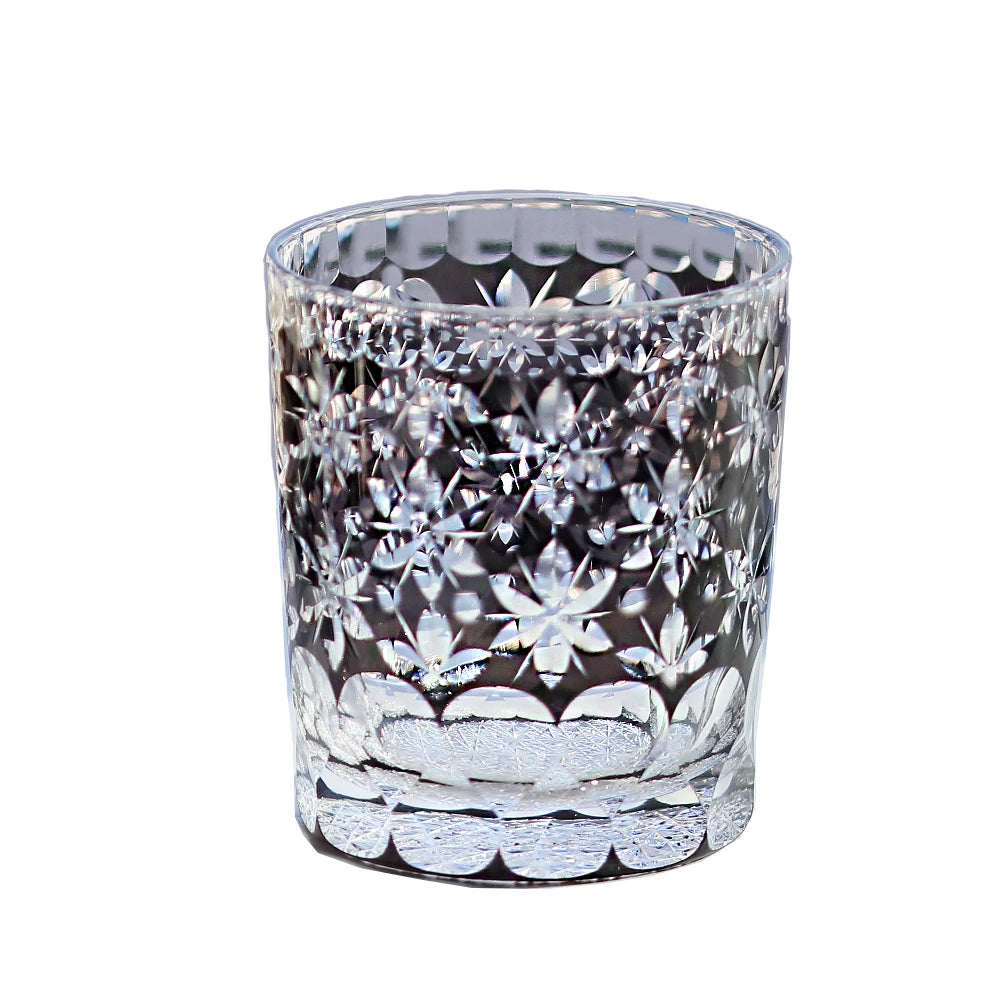 Gobelet japonais Edo Kiriko fait à la main de 250 ml - Tasse en cristal noir à coupe florale pour saké et whisky – noir 201-300 ml China Mainland | Studio Nichijo Paris